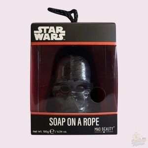 Mad Beauty Darth Vader Soap on a Rope – Star Wars – Cedarwood Lime​​